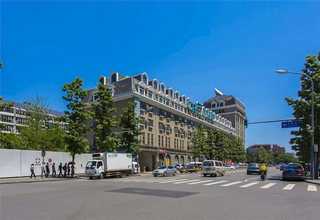 伊拉苏红葡萄酒庄园